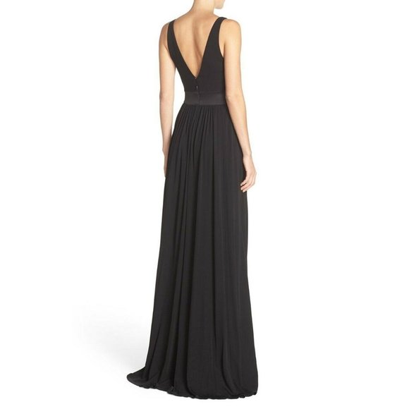 Vera Wang Deep V-Neck Jersey Gown Dress Black Size 8 NEW - Picture 4 of 4